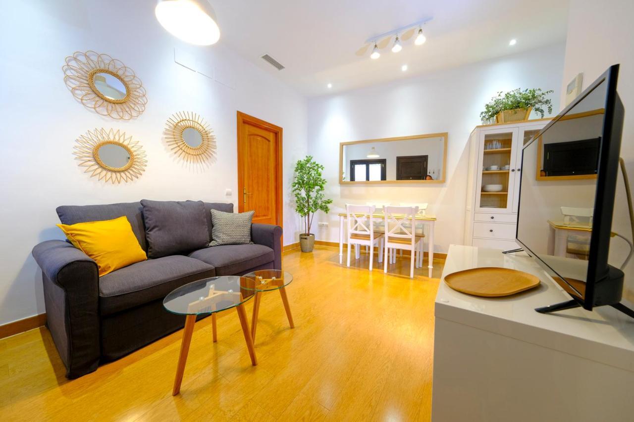 Patio Rialto Apartment Sevilla Eksteriør billede