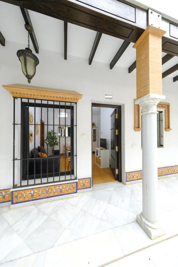 Patio Rialto Apartment Sevilla Eksteriør billede
