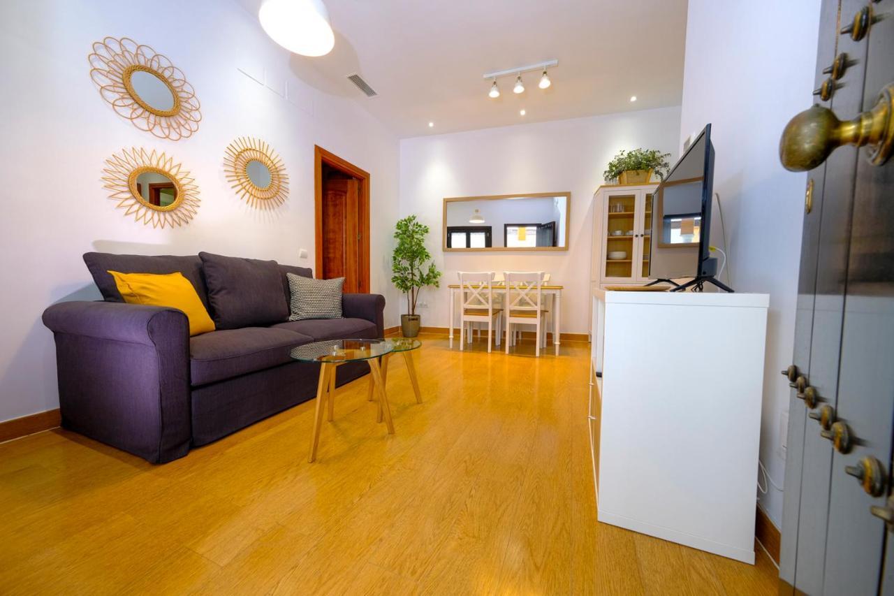 Patio Rialto Apartment Sevilla Eksteriør billede